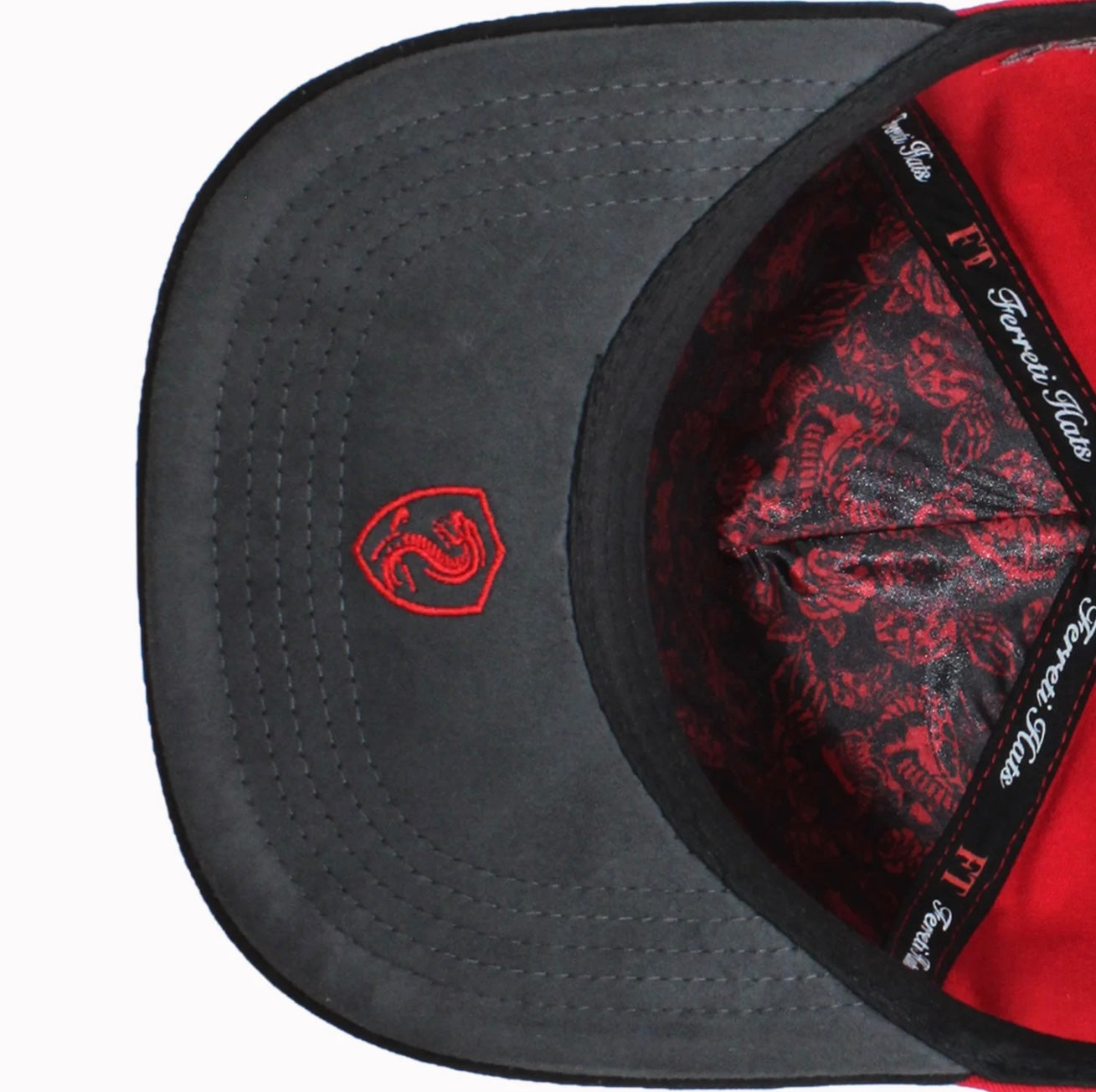 Ferreti Hats Snake Red