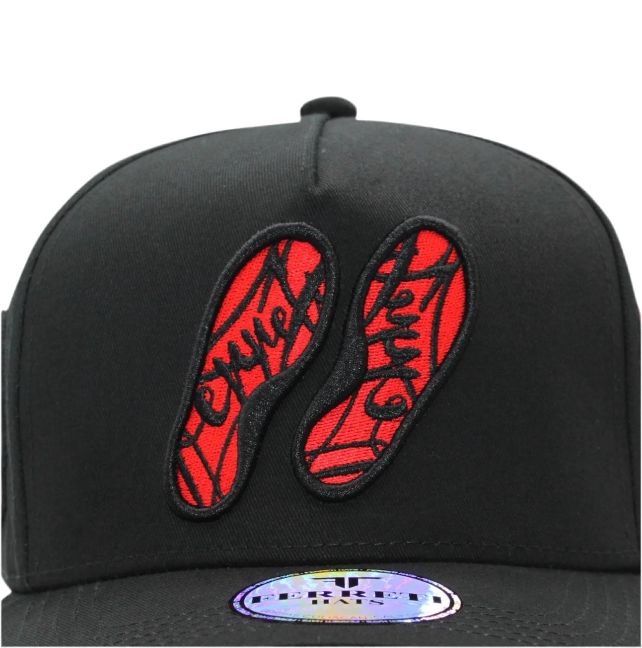 FERRETI HATS Negro Suelita Roja